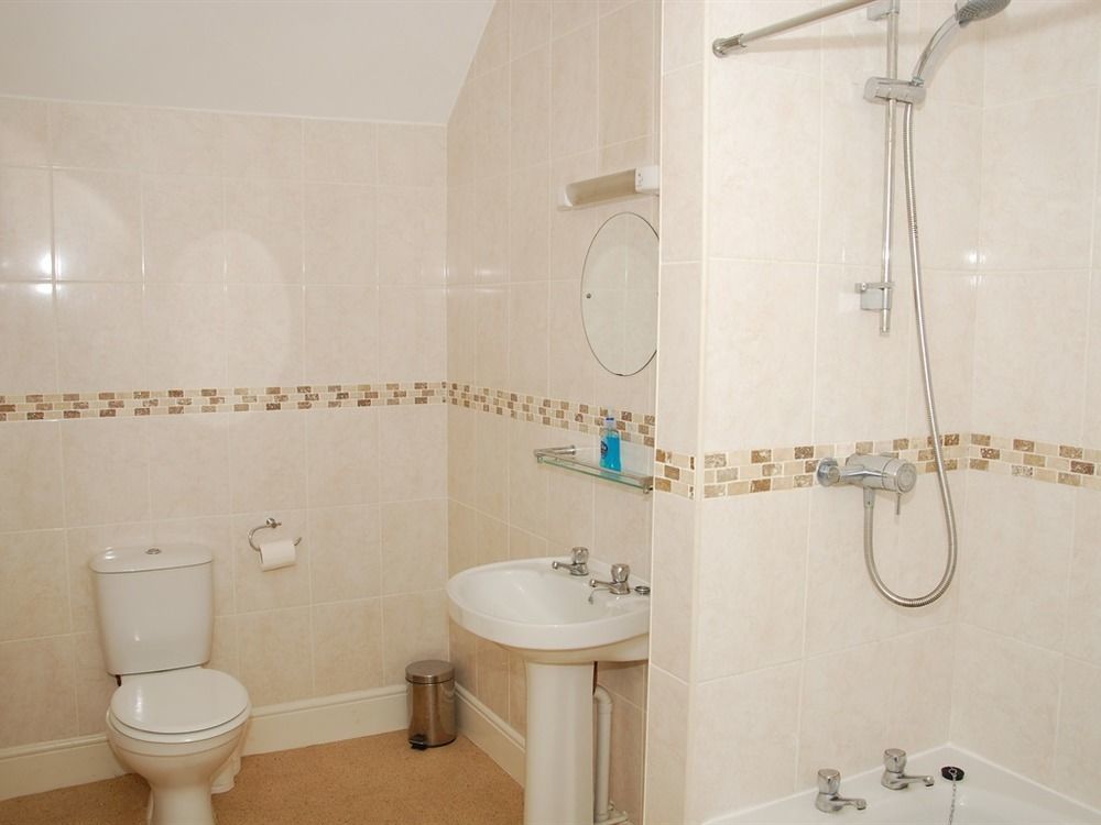 Kings Arms Hotel Холсворті Екстер'єр фото