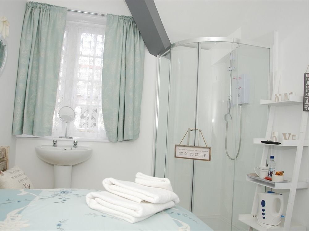 Kings Arms Hotel Холсворті Екстер'єр фото